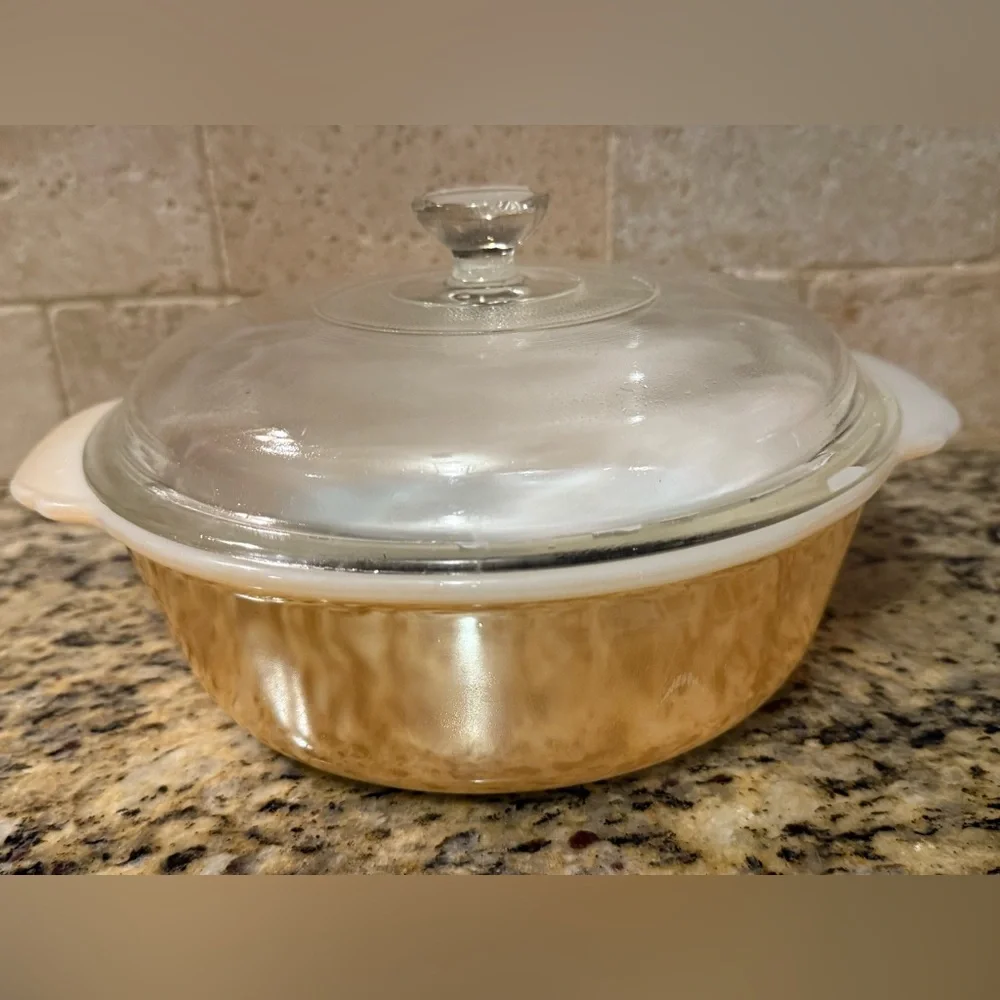 Fire King / Anchor Hocking Peach Lustreware #450 casserole dish with the lid.